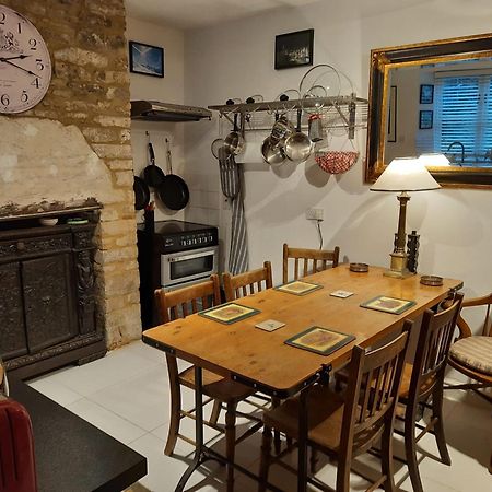 Market Place Cottage, Tetbury, Cotswolds Grade II Central Location ภายนอก รูปภาพ